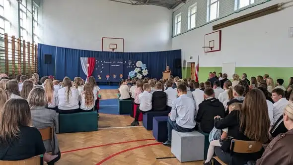 Rok szkolny 2026/2027 rozpoczęty w PSP im. Sportowców Polskich w Bierzwnicy