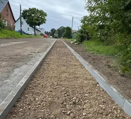 Biernów z nowym chodnikiem – zakończono remont za 21,5 tys. zł