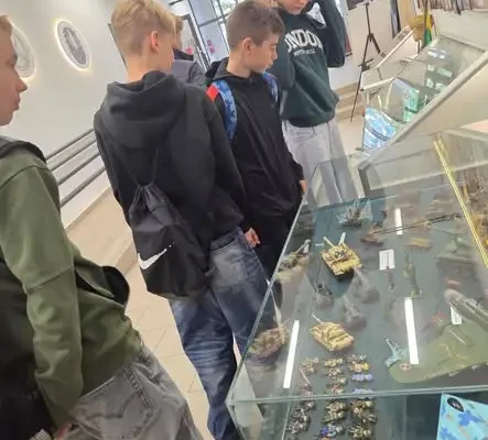 Młodzież z OSP Połczyn-Zdrój na wycieczce w Koszalinie